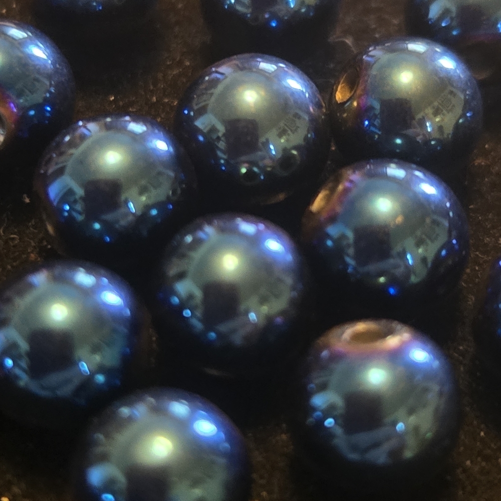 ROYAL BLUE HEMATITE